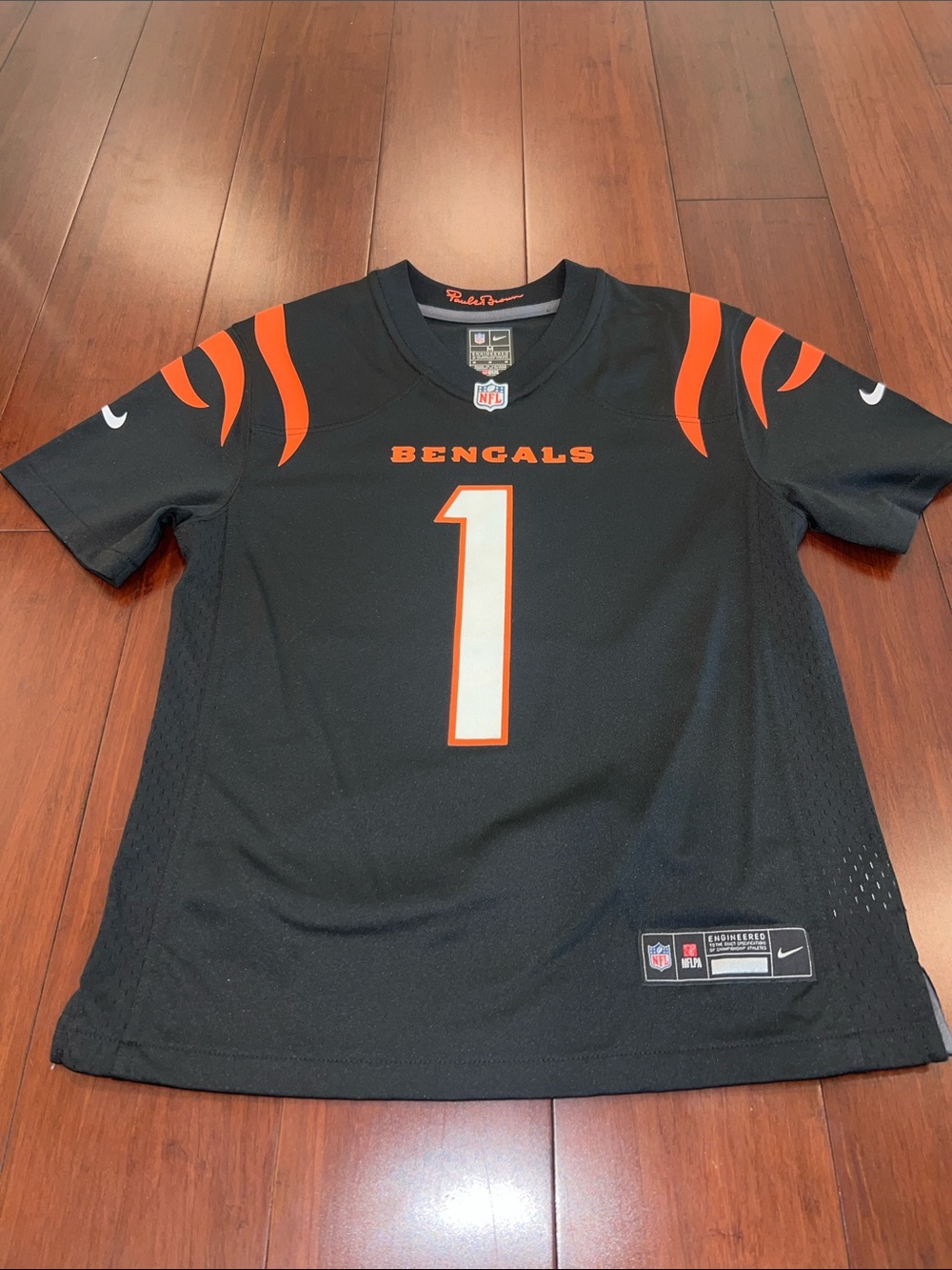 Nike Kids NFL Cincinnati Bengals football jersey